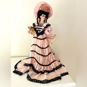 Victorian dolls set. Super vintage